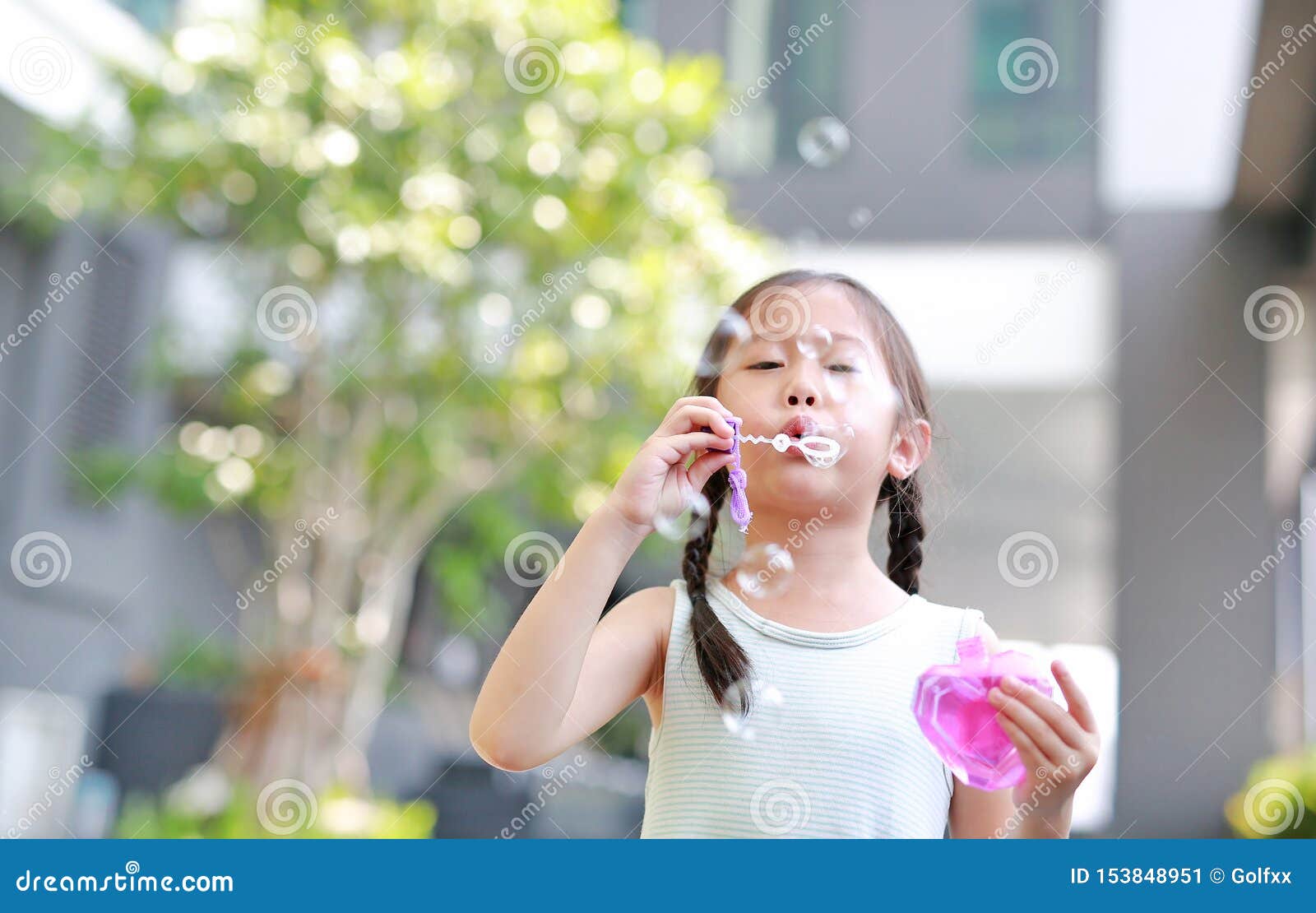 outdoor wanking bubble Asian